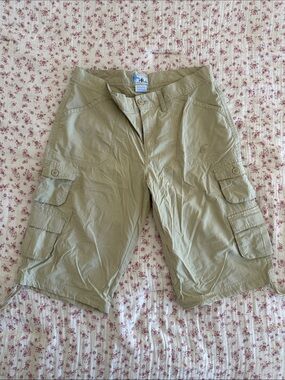 Vintage Capri Hiking Style Shorts